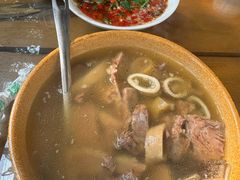 -汤锅大王(新平曹苏黄牛汤锅有限公司)