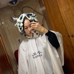 -小齐发型Star~salon