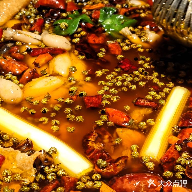 宽厚里美食|这家蛙仔.肥肠鱼是来报恩哒!