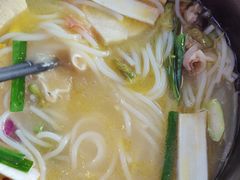 -桥香园过桥米线(国贸店)