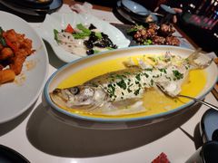 -荷塘秋月·本帮江浙菜(国权路店)