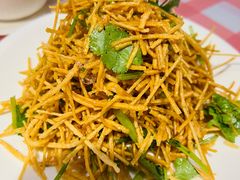 香菜馓子-忆外婆徐州菜·地锅鸡·生日宴(吴庄店)