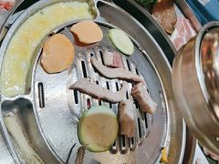 -哈哈碳都·牛肋条无限自助烤肉(台江万达店)