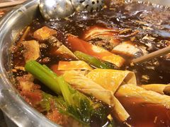 -肖肖酸萝卜鱼火锅(总店)