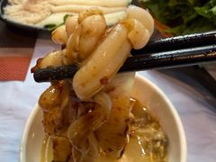 -鲜入围煮花胶鸡海鲜火锅