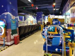 -多奇妙乐园·淘气堡·电玩·抓娃娃(海口吾悦店)