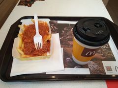-麦当劳(乳山路店)