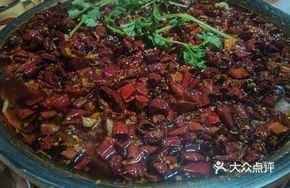 Spicy Intestine and Frog Stir-fry