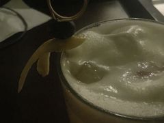 -Whisper Bar 