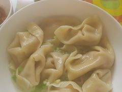 刀鱼馄饨-老半斋(福州路店)