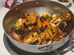 -七欣天香辣蟹火锅(闵行浦江欢乐颂店)