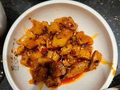 -周小明火锅(黑金冠社区店)