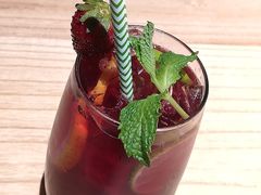 -喵屿·大理花园猫咖