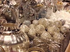 -文艺复兴百货(米兰大教堂广场店)