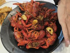 -老鄞江清水龙虾•赵赵家(江北店)
