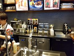 -星巴克(重庆火车北站北广场II店)