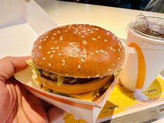-麦当劳(哈西万达店)