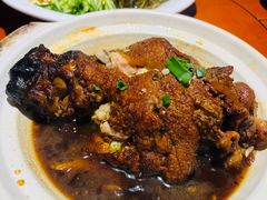-老码头黑皮肘子锅包肉(赣水路店)
