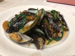 -仑头海鲜城(仑头环村南路店)