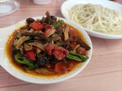 -蘑菇拌面•正宗新疆菜