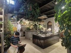 -自由生长植物工作室(深港花卉中心店)