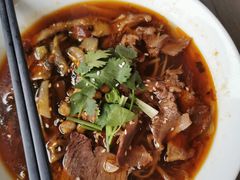 牛腱子泡椒酸辣粉-村外有星光小食铺(长嘉汇店)