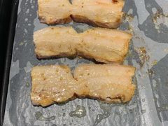 厚切双层猪五花-八乔煎肉馆·丹东特色煎锅(梅林店)