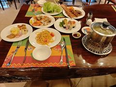 -广州希尔顿逸林酒店-OPEN開·全日制餐厅·海鲜·小火锅·自助餐(东风路店)