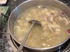 -一席地·本地鸡窝·杭帮鸡火锅(萧山银隆百货店)