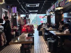 -肥汁米蘭香港米线(定西路店)
