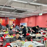 这大场面和闽南人办酒席一样？？