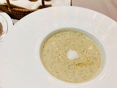 松露菌菇汤-戈雅法餐厅(世界城广场店)