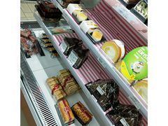 -全家便利店(莲花池东路店)