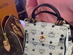-万顺奢侈品黄金名表名包回收(青浦店)