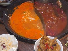 -萍姐火锅·公路夜市(武汉首店)