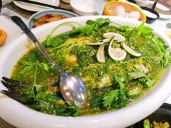青柠檬酸汤海鲈鱼（夏天的选择）-新加坡瑞珍•海河观景餐厅