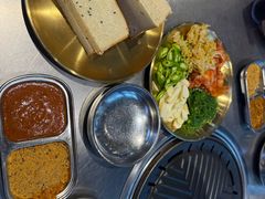 -哈哈碳都·牛肋条无限自助烤肉(台江万达店)