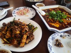 何氏凉拌鸡-天回镇何氏豆腐(总店)