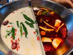 -湊湊火锅·茶憩(新中关购物中心店)