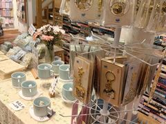 -猫的天空之城概念书店(杭州南宋御街店)