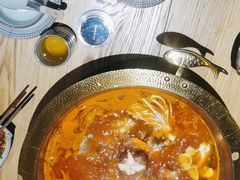 -野山舂·贵州现舂酸汤牛肉(东山店)