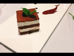-GreyWhale灰鲸餐厅(武汉国际广场店)