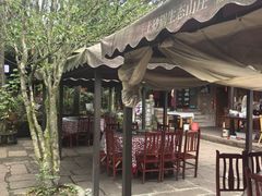 -土砂锅生态山庄·非遗砂锅雅鱼