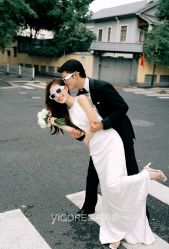 -雪中彩影婚纱摄影·微光艺术中心