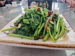 -壹阁胡羊焖饼(特色小吃街店)