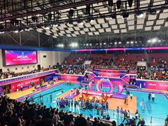 -卢湾体育场-停车场