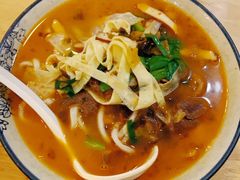 老酸菜牛肋条面-阿彬生炒牛肉面(解放路店)
