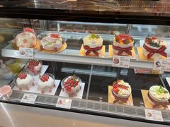 -花花卷卷·鲜食蛋糕(静安久光百货店)