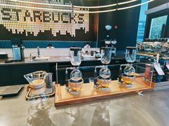 大堂-星巴克臻选(上海虹桥新天地三店)