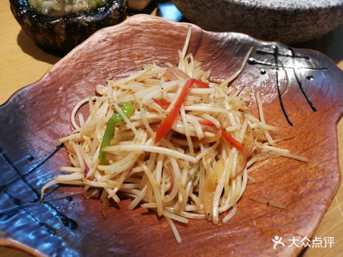 萤初·炉端烧(星光大道店)铁板炒银芽图片 - 第1333张